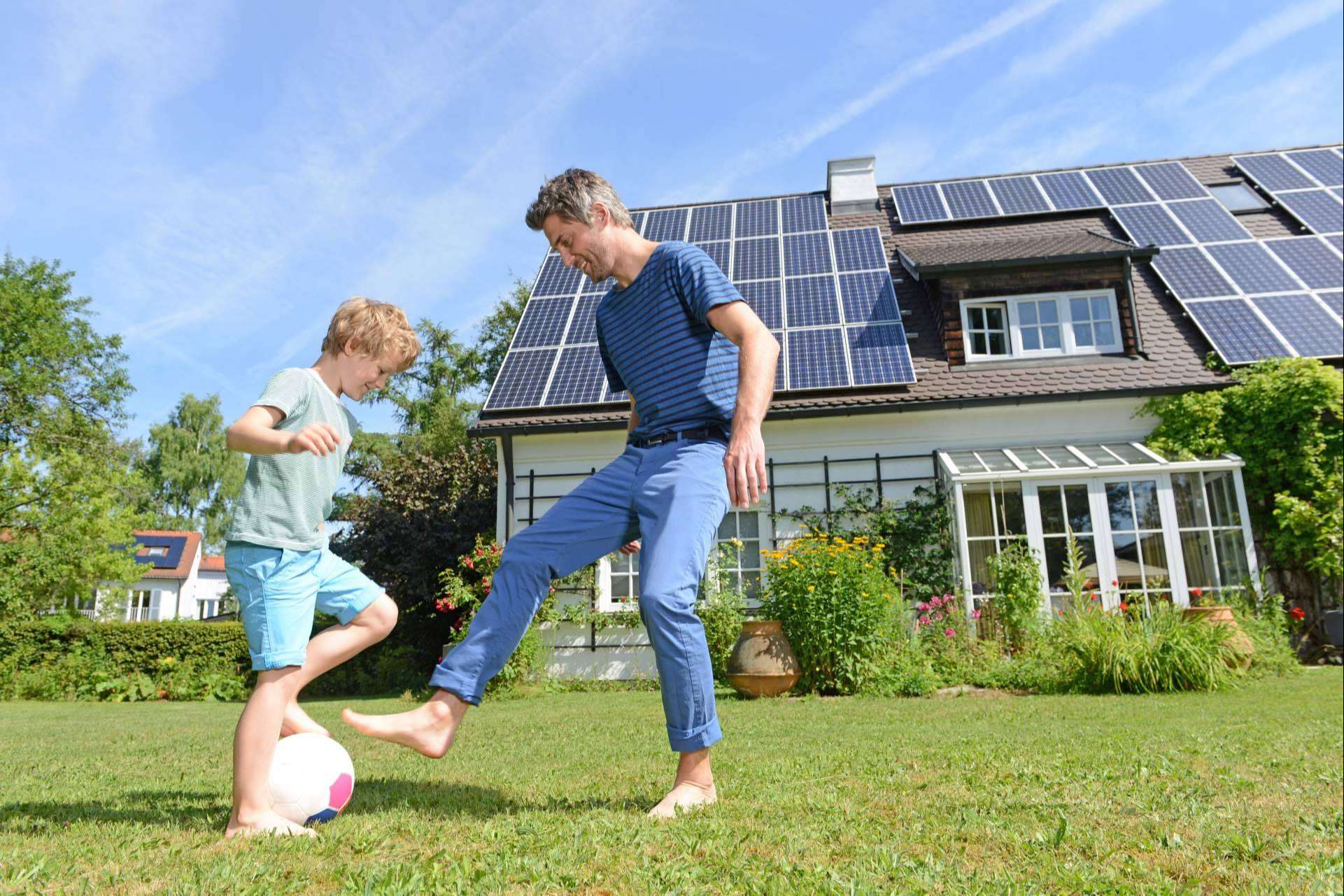 Comprobado: la energía solar funciona mejor en el verano.